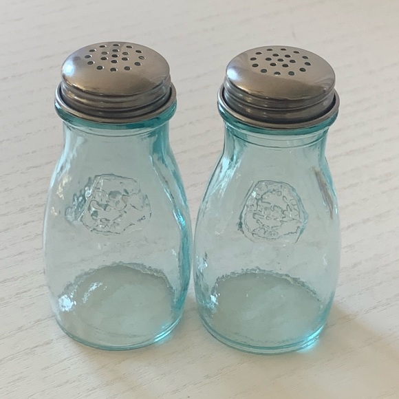 AUTHENTIC 100% Recycled Glass Salt & Pepper Shakers - Picture 5 of 6
